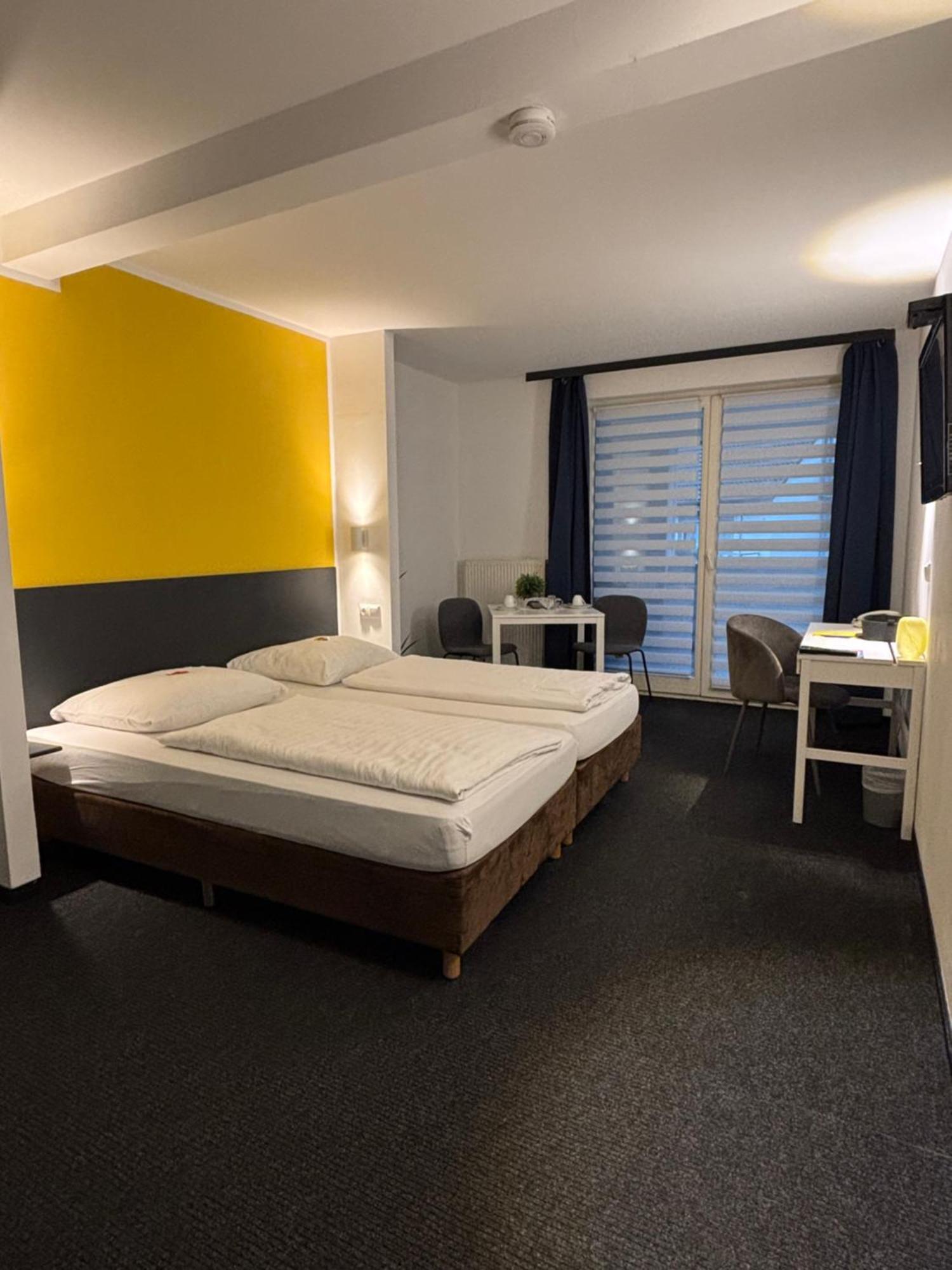 Hotel U Muelheim Free Parking Highspeed Wifi Mülheim an der Ruhr Exteriér fotografie